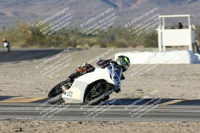 media/Dec-07-2025-CVMA (Sun) [[3e7d2de5dc]]/Race 18-Formula Twins-Formula 40 UL/